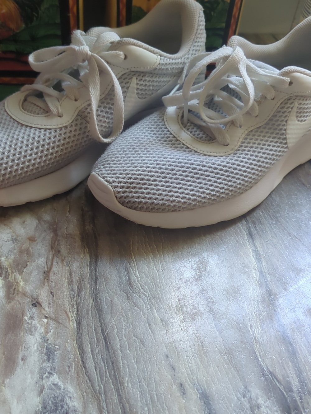 Nike Tanjun SE White Mesh Sneaker 844-908-100